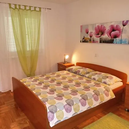 Lajter Kvajera 6 *